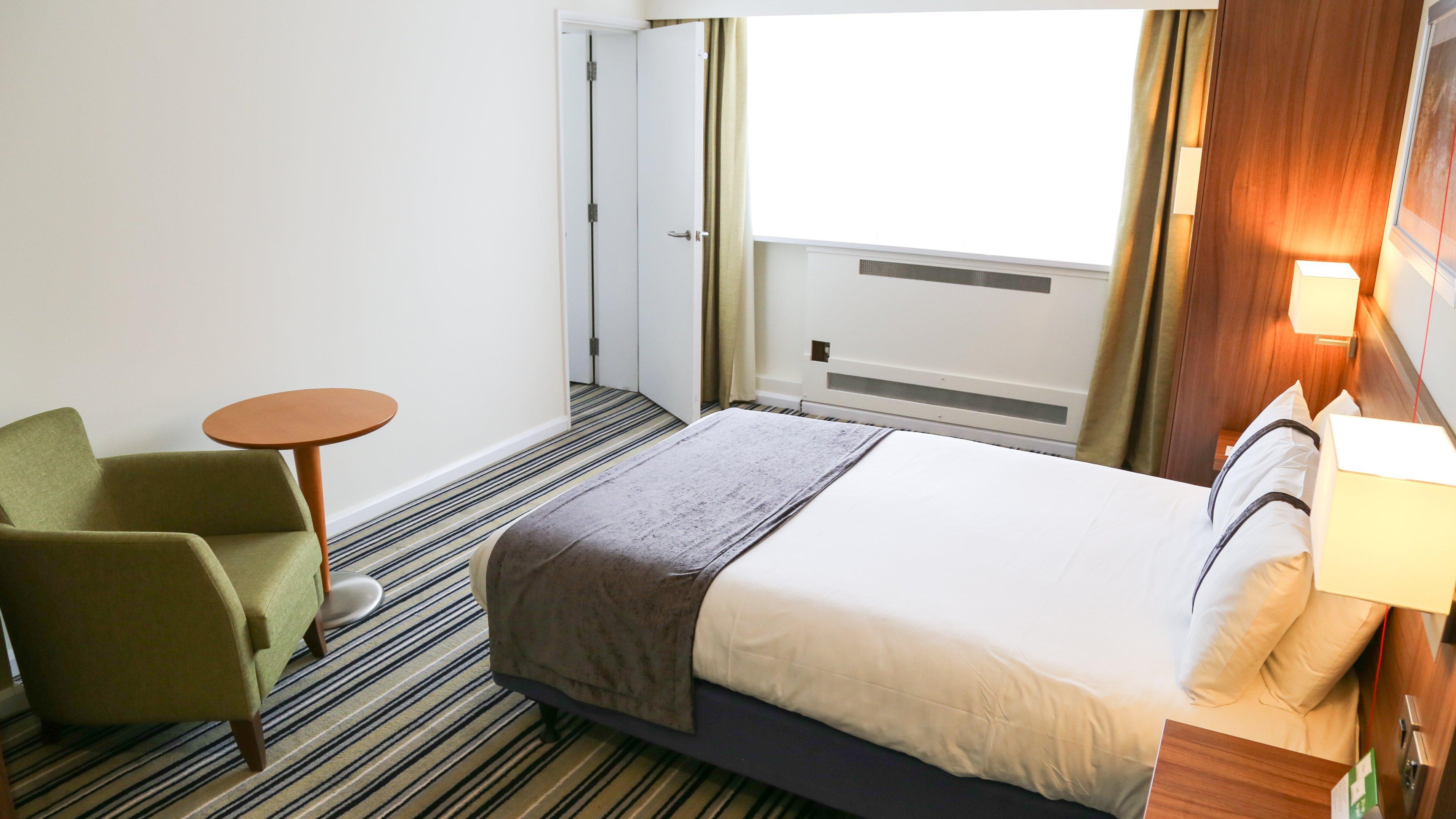 Holiday Inn Runcorn M56 Junction 12 By Ihg מראה חיצוני תמונה
