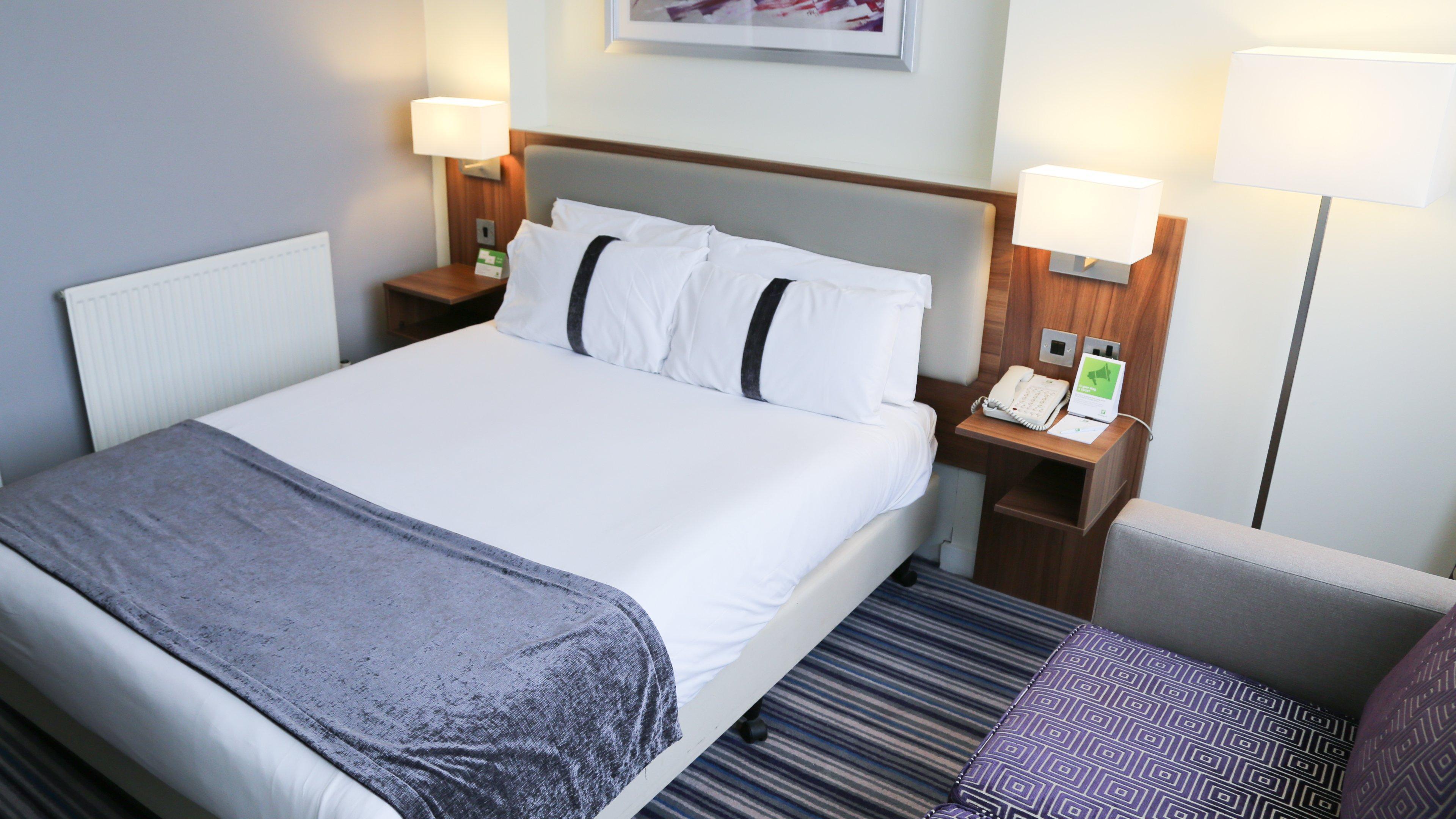Holiday Inn Runcorn M56 Junction 12 By Ihg מראה חיצוני תמונה