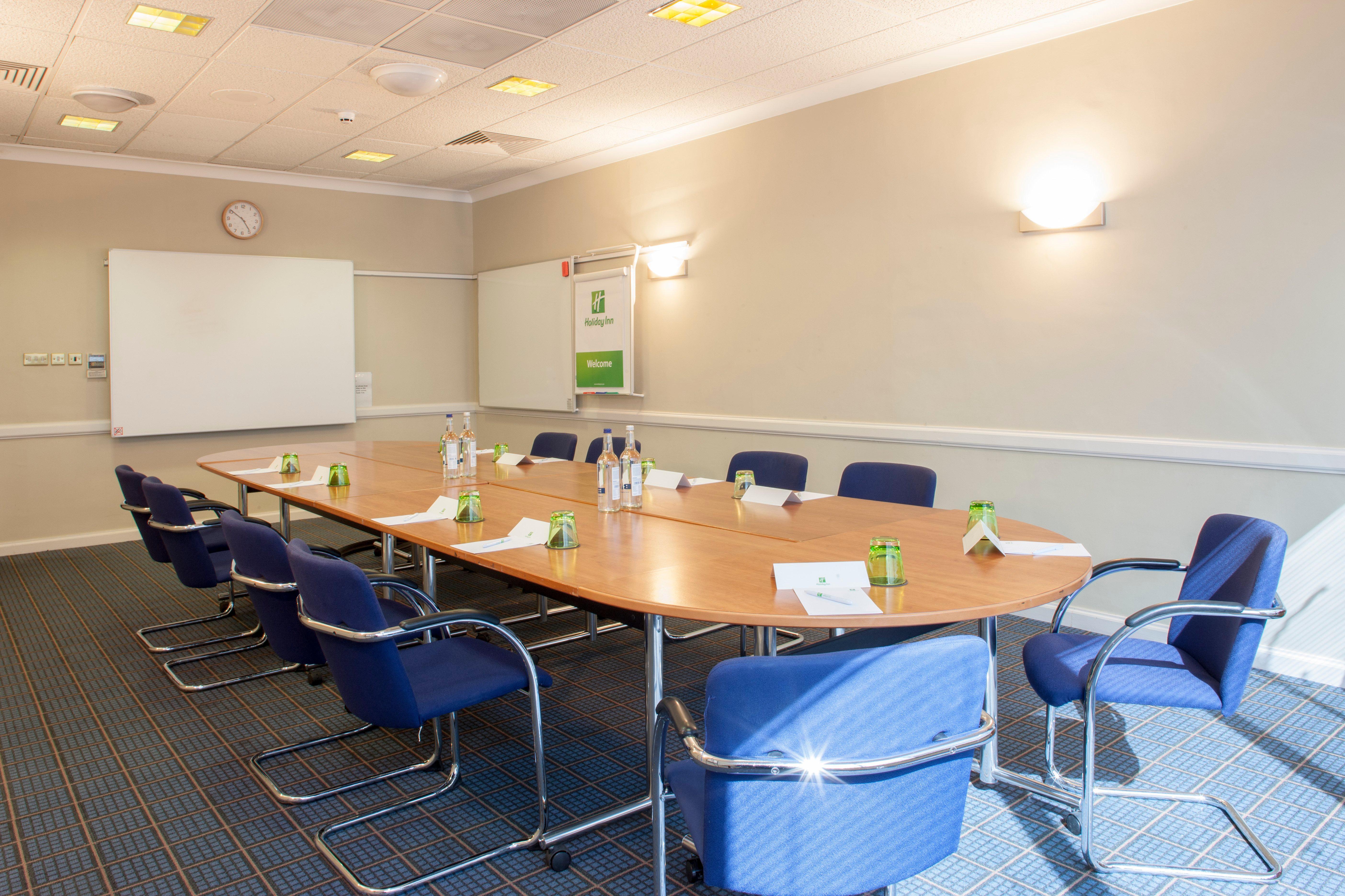 Holiday Inn Runcorn M56 Junction 12 By Ihg מראה חיצוני תמונה