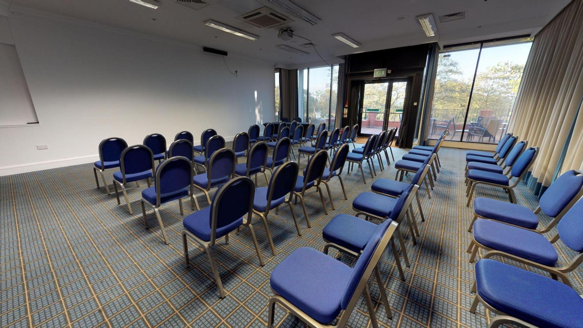 Holiday Inn Runcorn M56 Junction 12 By Ihg מראה חיצוני תמונה