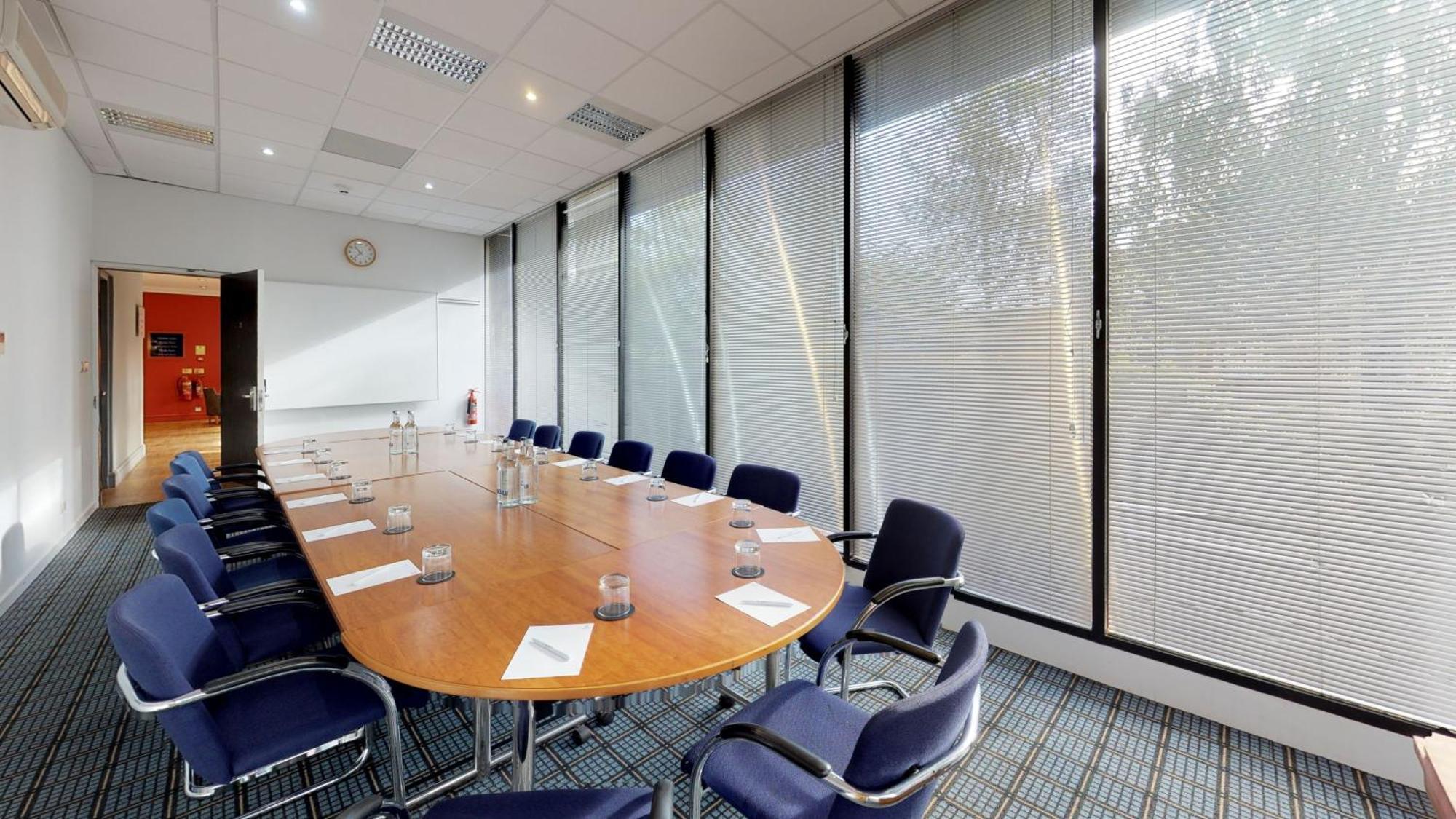 Holiday Inn Runcorn M56 Junction 12 By Ihg מראה חיצוני תמונה